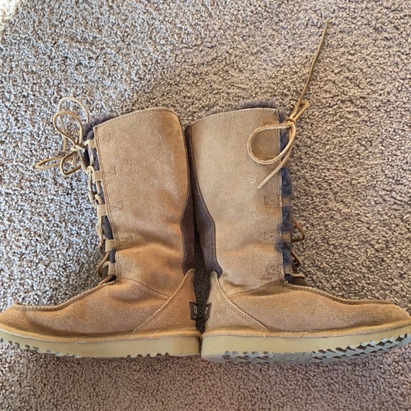 UGG Australia - Picture 3 of 6